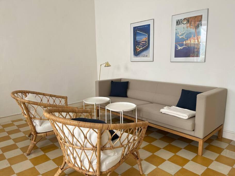 Beautiful Garden Apartment Steps From The Beach Menton Exterior photo
