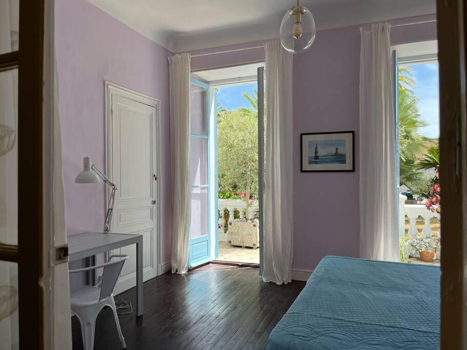 Beautiful Garden Apartment Steps From The Beach Menton Exterior photo